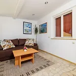 Apartmán Car